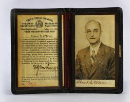 Credentials issued in 1944 to Robert S. O'Brien