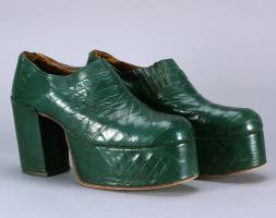 Green platform shoes